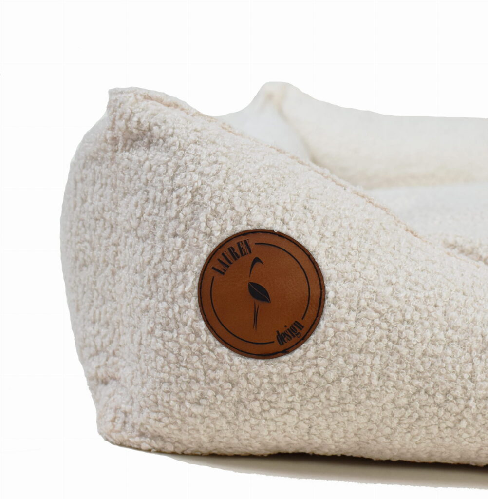 Pelech Lauren CEZAR – Boucle